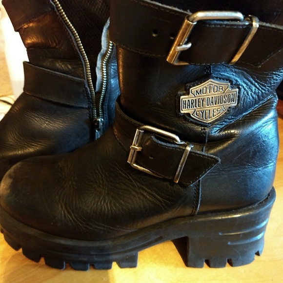 SOLD....Woman Harley boots - Picture 3 of 5